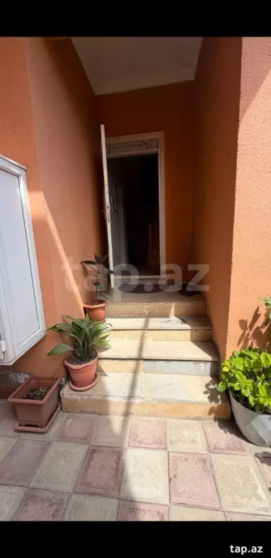 Kirayə verilir 4 otaqlı yeni tikili 150 m²