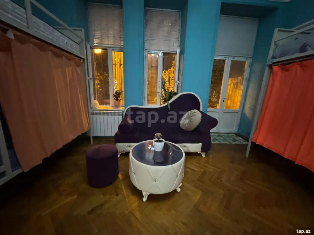 Kirayə verilir 5 otaqlı mənzil 240 m²