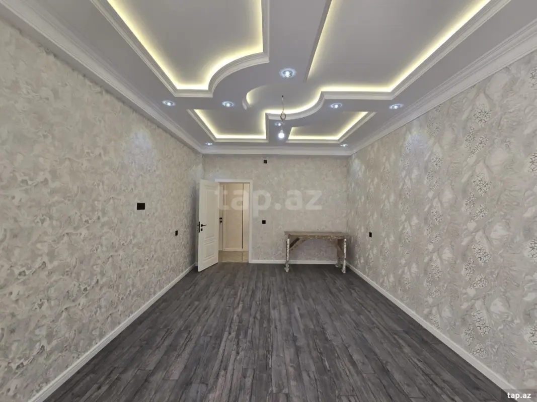 Satılır 3 otaqlı yeni tikili 95 m²