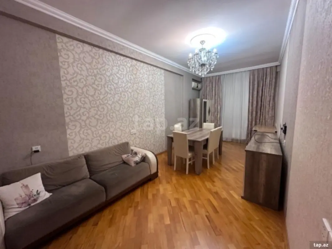 Satılır 2 otaqlı yeni tikili 82 m²