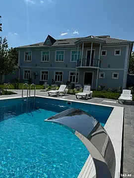Kirayə verilir 6 otaqlı həyət evi 300 m² — Qəbələ 6 otaq 300.00 m²