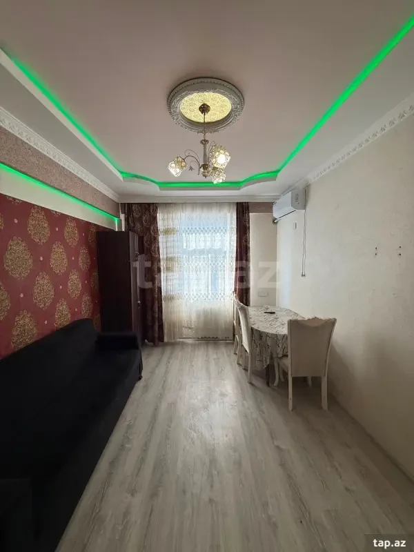 Satılır 3 otaqlı yeni tikili 50 m²
