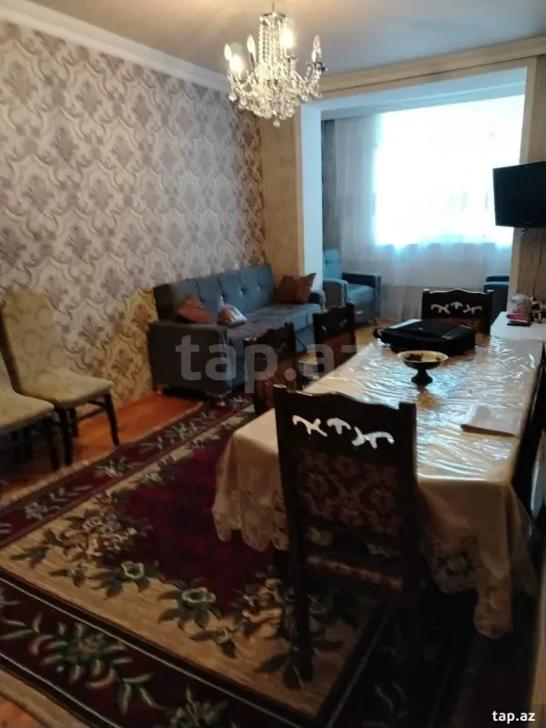 Satılır 3 otaqlı mənzil 95 m²