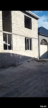 Satılır 8 otaqlı həyət evi 240 m² — Gəncə 8 otaq 240.00 m²