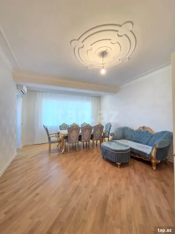 Satılır 3 otaqlı yeni tikili 132 m²
