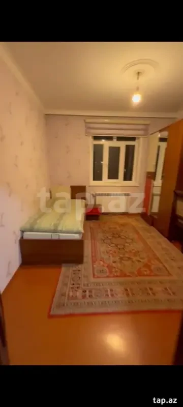 Kirayə verilir 4 otaqlı mənzil 85 m²