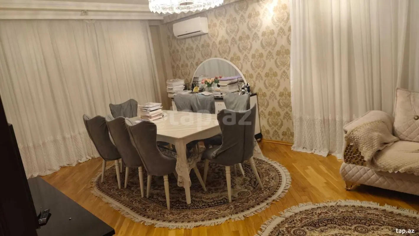 Satılır 3 otaqlı yeni tikili 120 m²