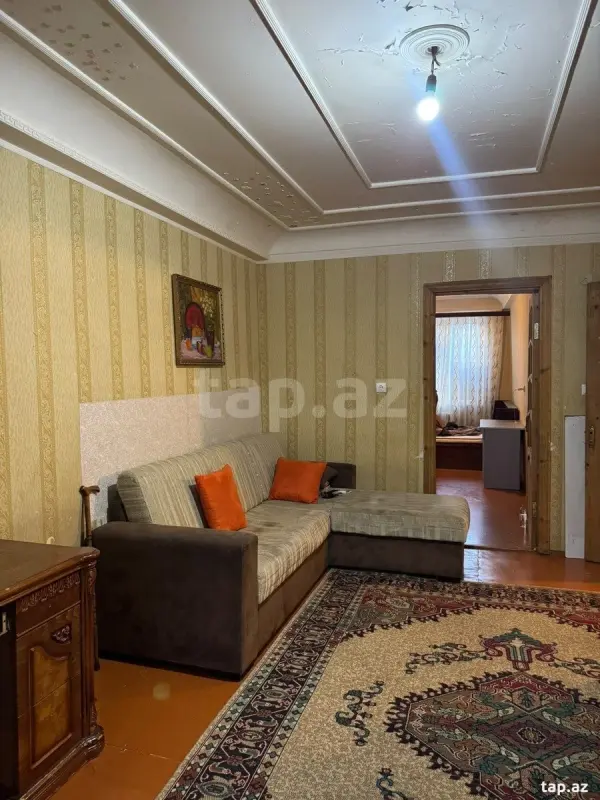 Kirayə verilir 2 otaqlı mənzil 42 m²