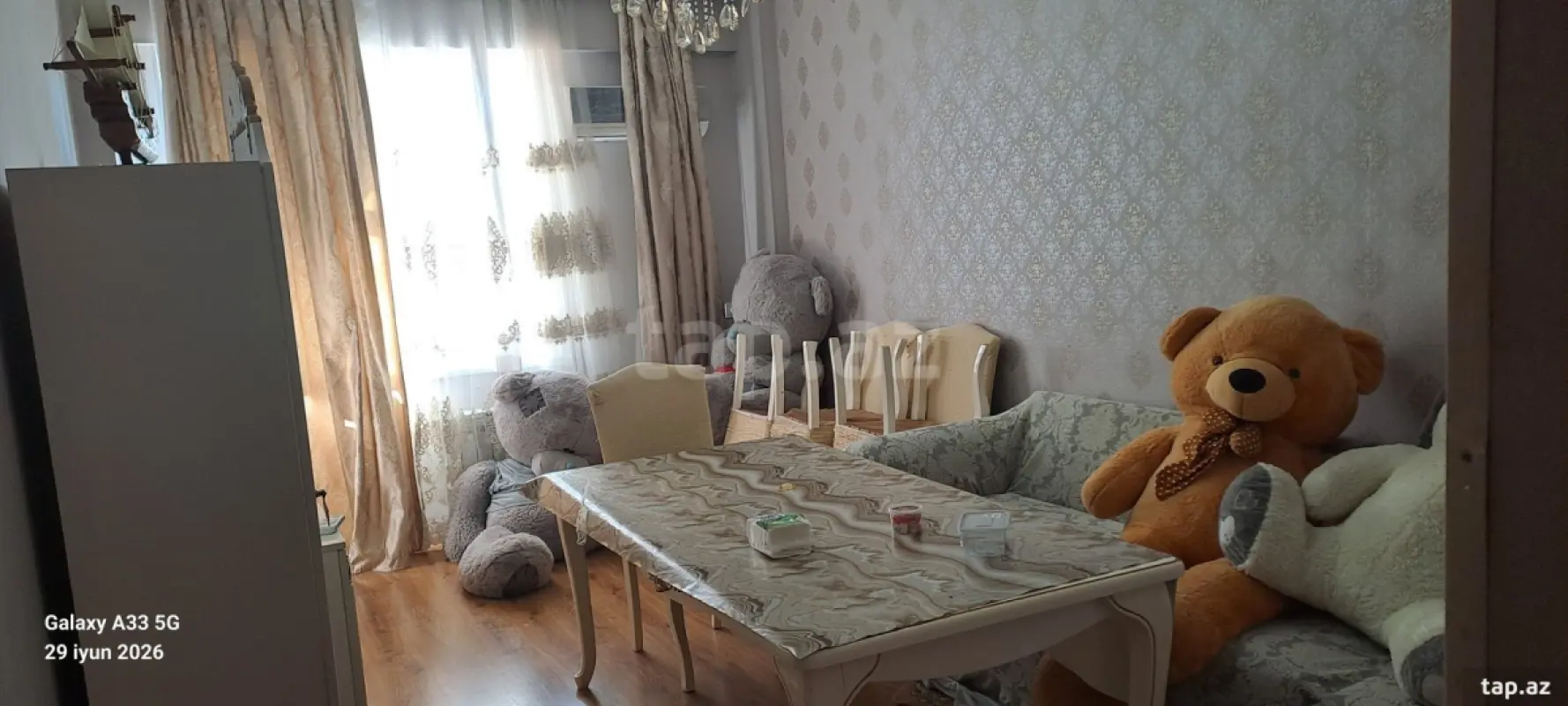 Kirayə verilir 3 otaqlı yeni tikili 80 m²