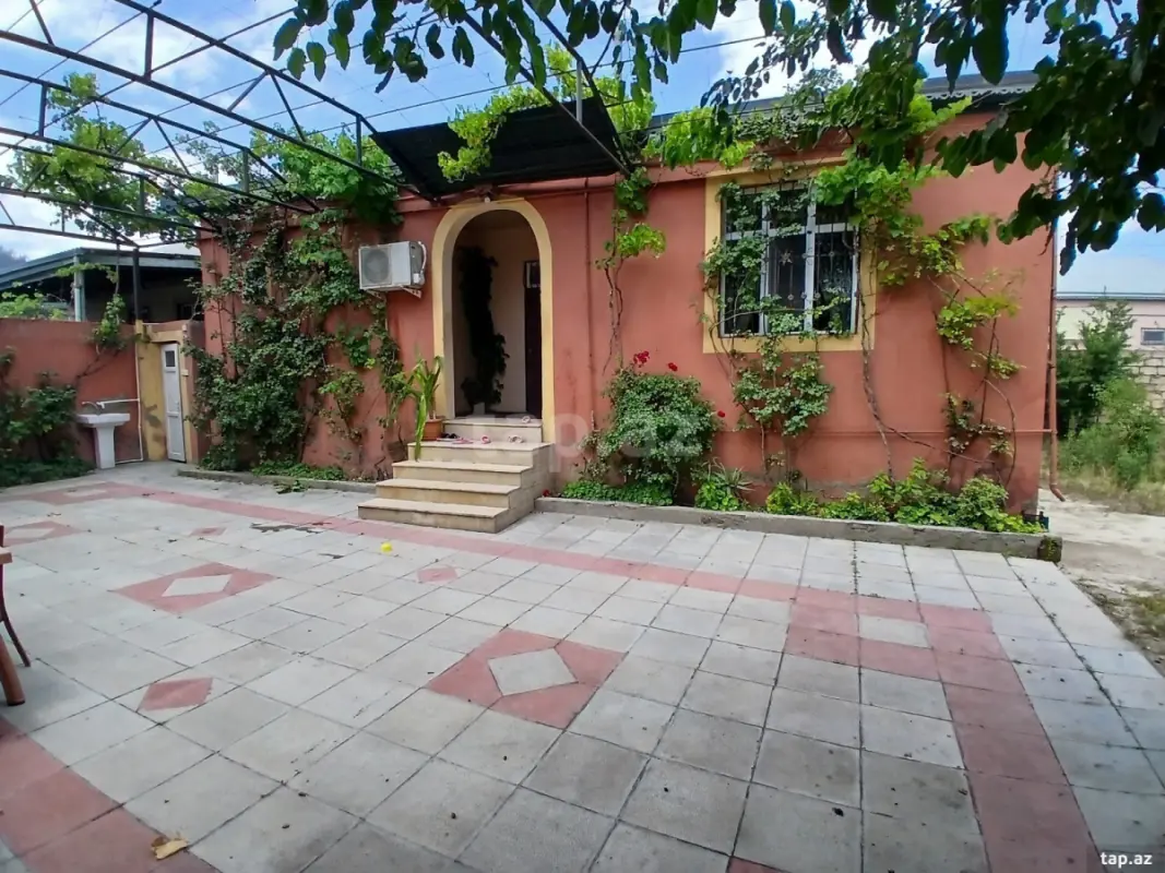 Satılır 3 otaqlı həyət evi 110 m²