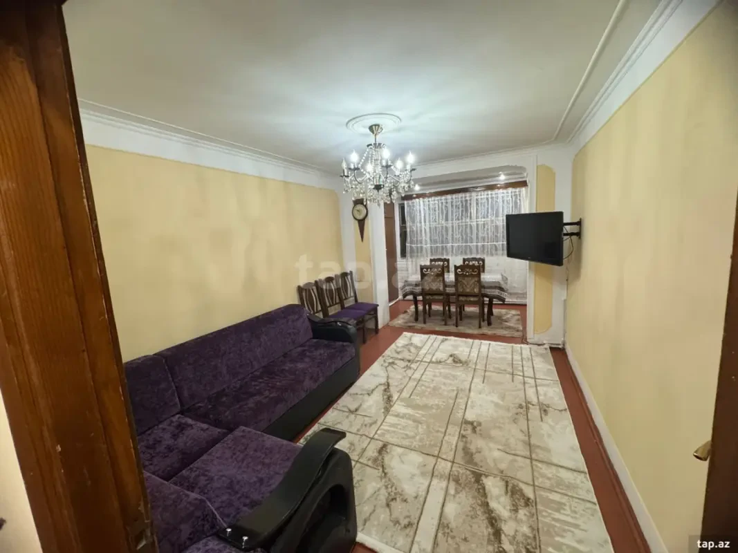 Kirayə verilir 2 otaqlı mənzil 60 m²
