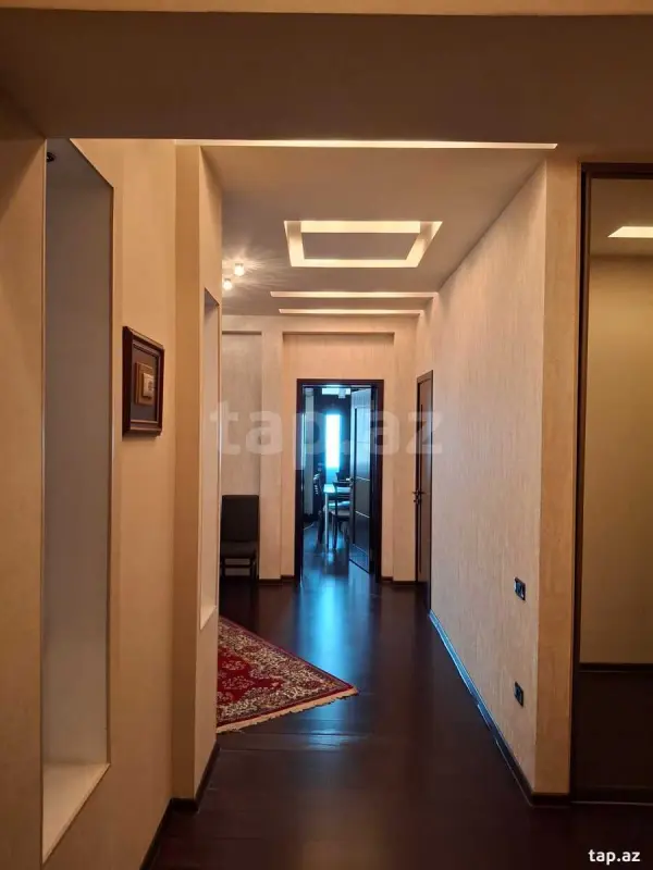 Satılır 4 otaqlı yeni tikili 160 m²