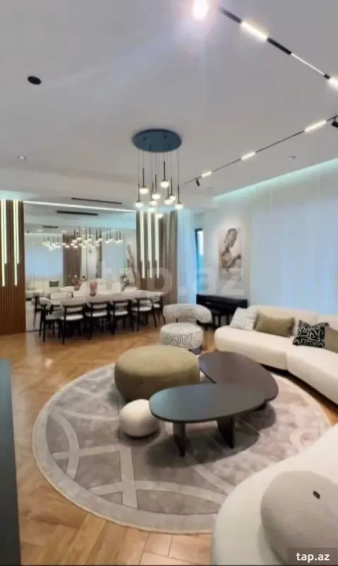 Kirayə verilir 3 otaqlı yeni tikili 160 m²