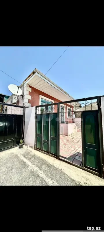 Satılır 3 otaqlı həyət evi 100 m²