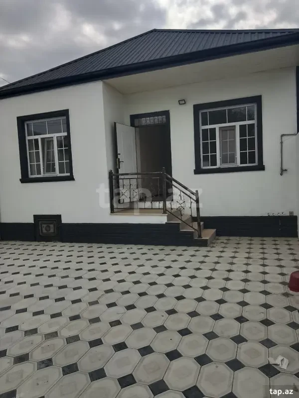Satılır 3 otaqlı həyət evi 90 m²