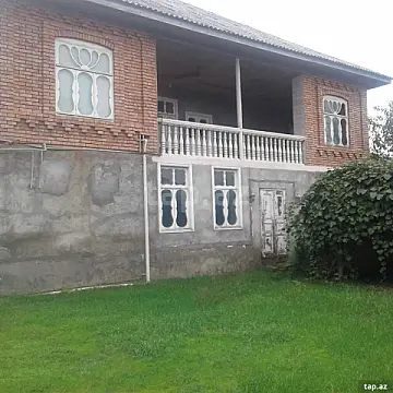 Satılır 4 otaqlı həyət evi 200 m² — Lənkəran 4 otaq 200.00 m²