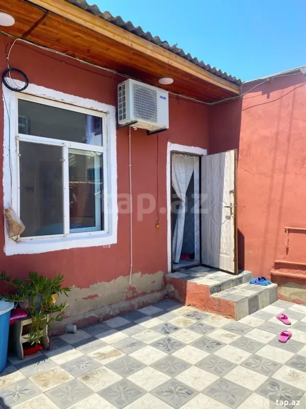 Satılır 2 otaqlı həyət evi 50 m²