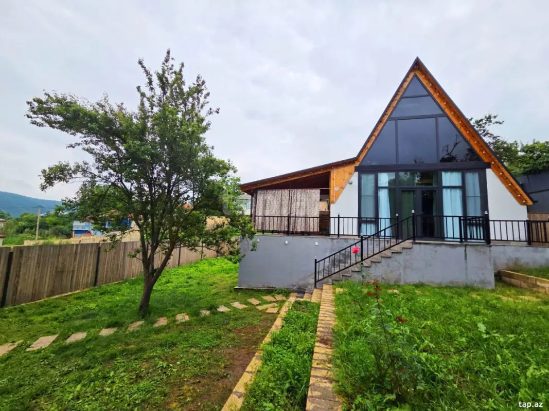 Satılır 4 otaqlı həyət evi 125 m²