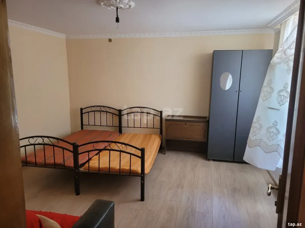 Kirayə verilir 1 otaqlı həyət evi 30 m²