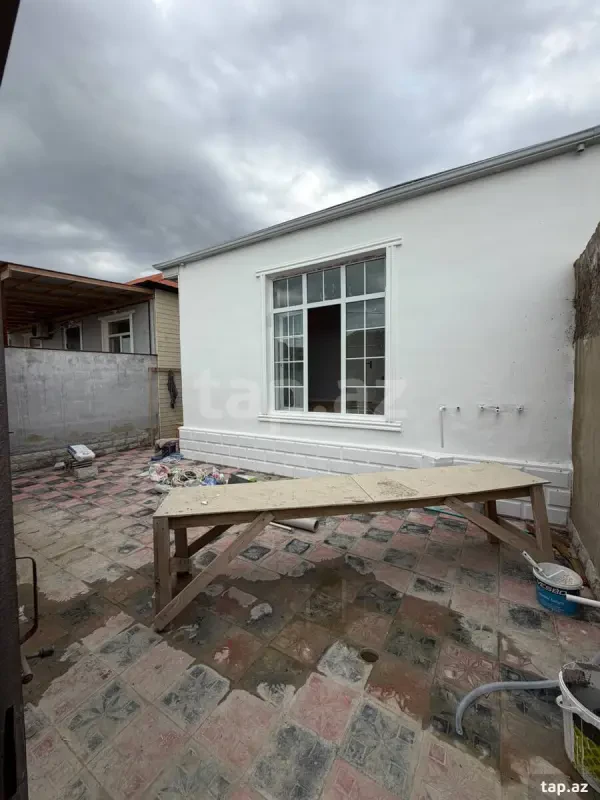 Satılır 2 otaqlı həyət evi 90 m²
