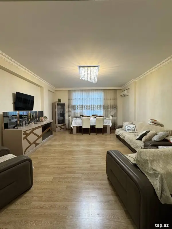 Satılır 4 otaqlı yeni tikili 145 m²