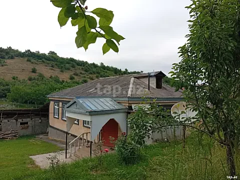 Satılır 4 otaqlı həyət evi 150 m² — Qusar 4 otaq 150.00 m²