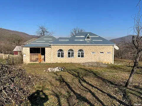 Satılır 5 otaqlı həyət evi 140 m² — Sumqayıt 5 otaq 140.00 m²