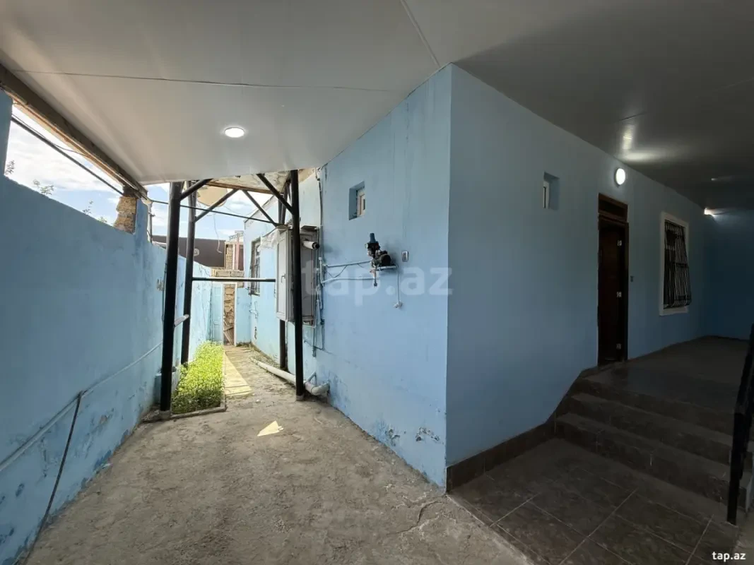 Satılır 3 otaqlı həyət evi 150 m²