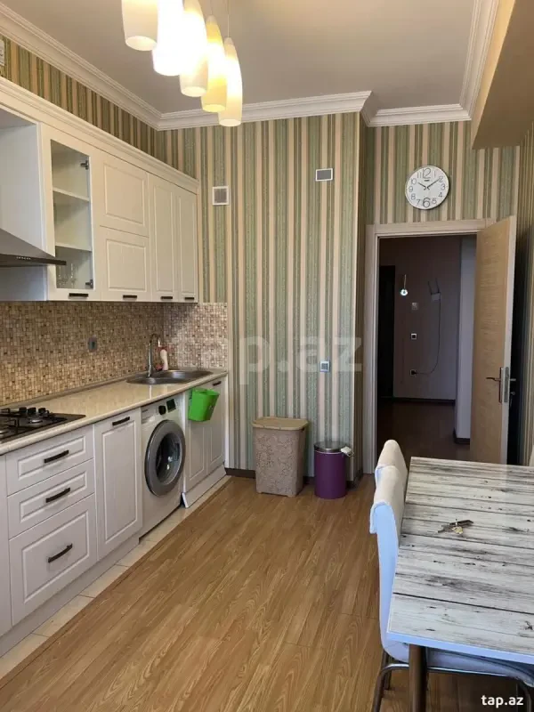 Kirayə verilir 2 otaqlı yeni tikili 71 m²