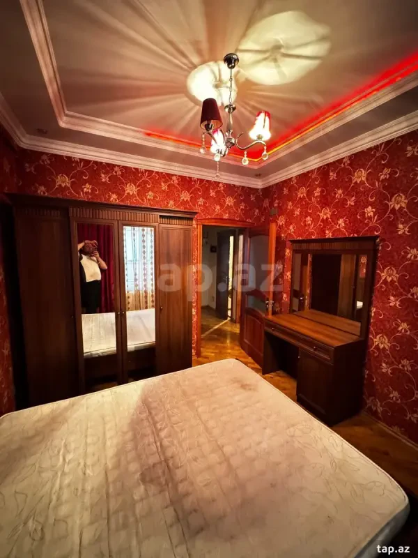 Kirayə verilir 2 otaqlı yeni tikili 60 m²