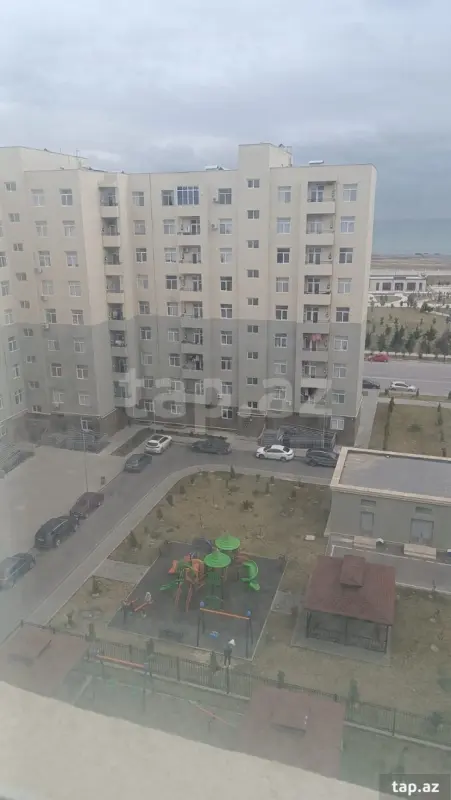 Kirayə verilir 4 otaqlı yeni tikili 120 m²