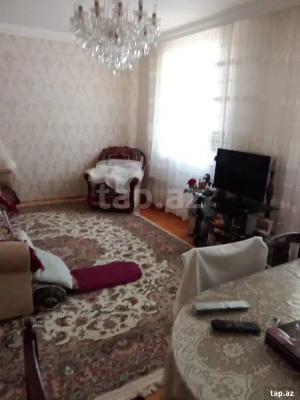 Satılır 4 otaqlı mənzil 72 m²