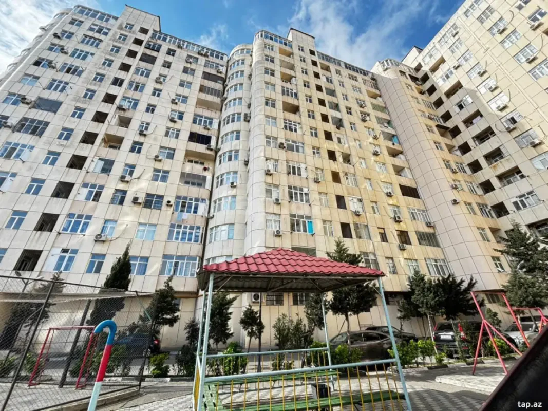 Kirayə verilir 2 otaqlı yeni tikili 65 m²