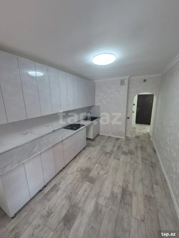 Satılır 2 otaqlı yeni tikili 70 m²