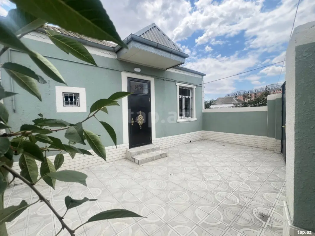 Satılır 2 otaqlı həyət evi 100 m²