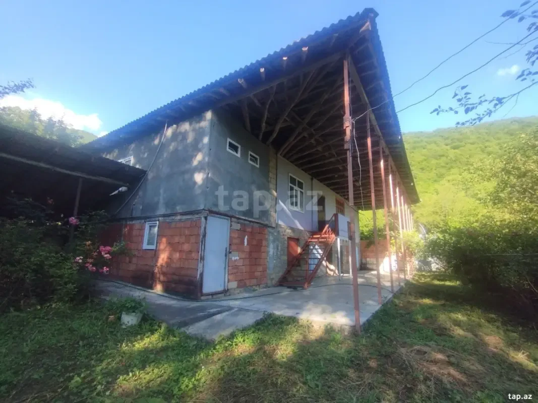 Satılır 3 otaqlı həyət evi 120 m²