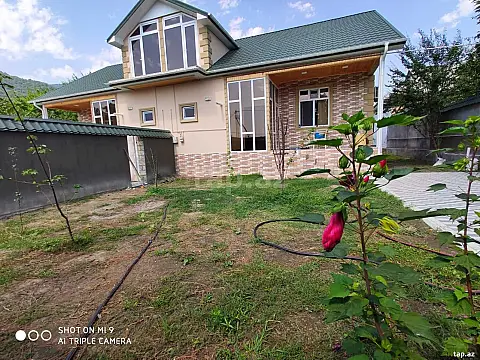 Kirayə verilir 3 otaqlı həyət evi 80 m² — Qəbələ 3 otaq 80.00 m²