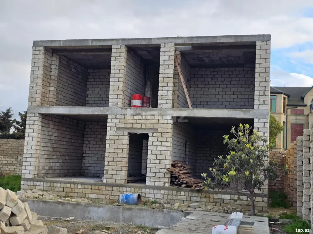 Satılır 1 otaqlı həyət evi 150 m²