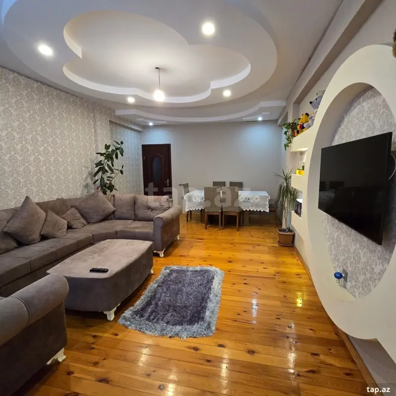 Satılır 3 otaqlı yeni tikili 125 m²