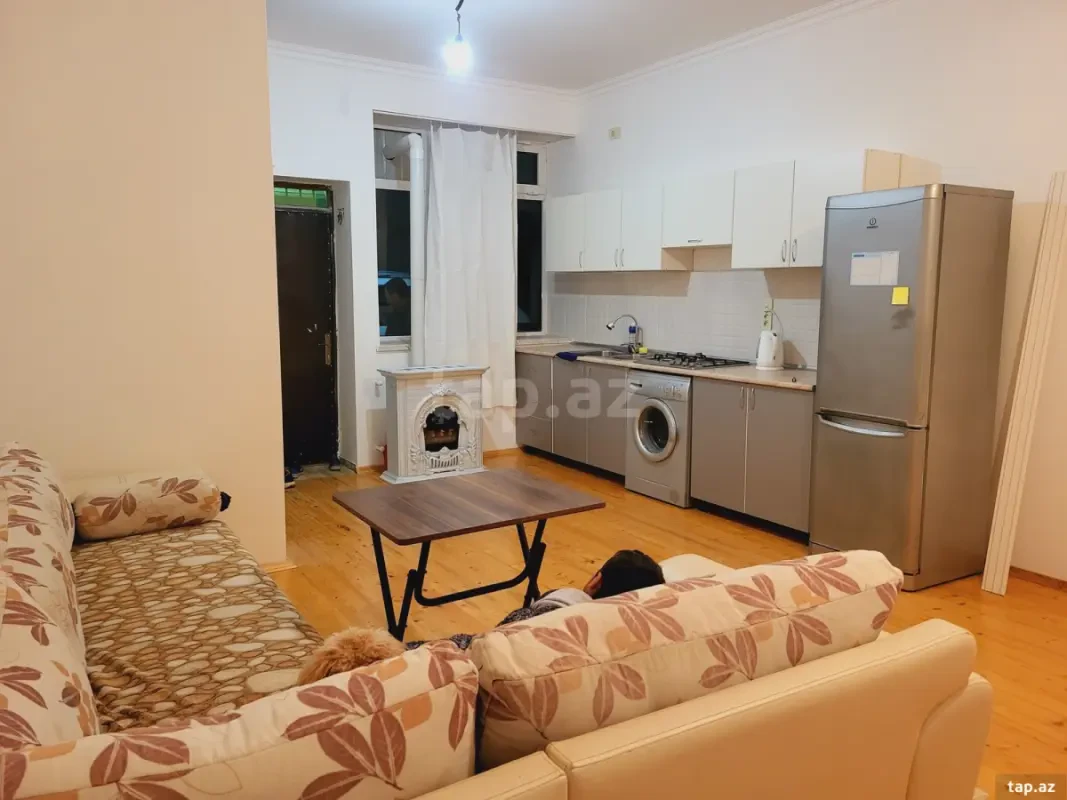 Kirayə verilir 2 otaqlı həyət evi 80 m²