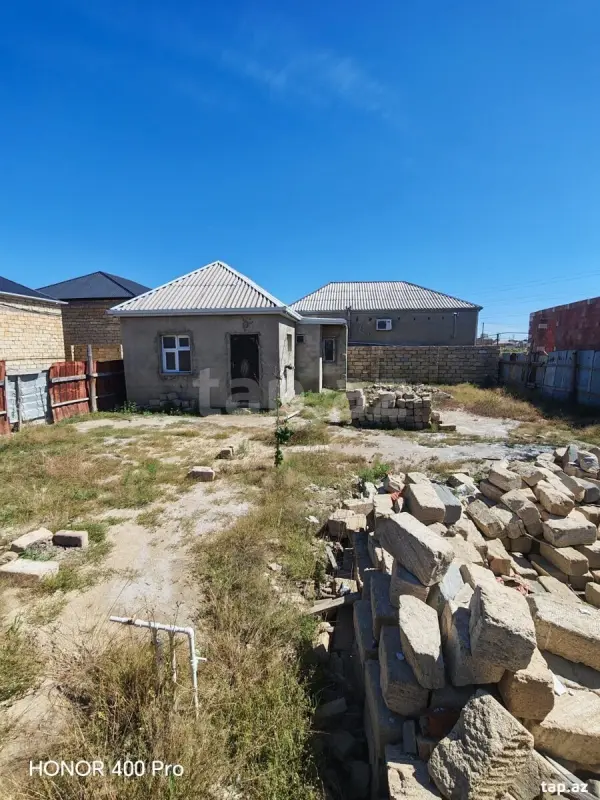 Satılır 2 otaqlı həyət evi 57 m²