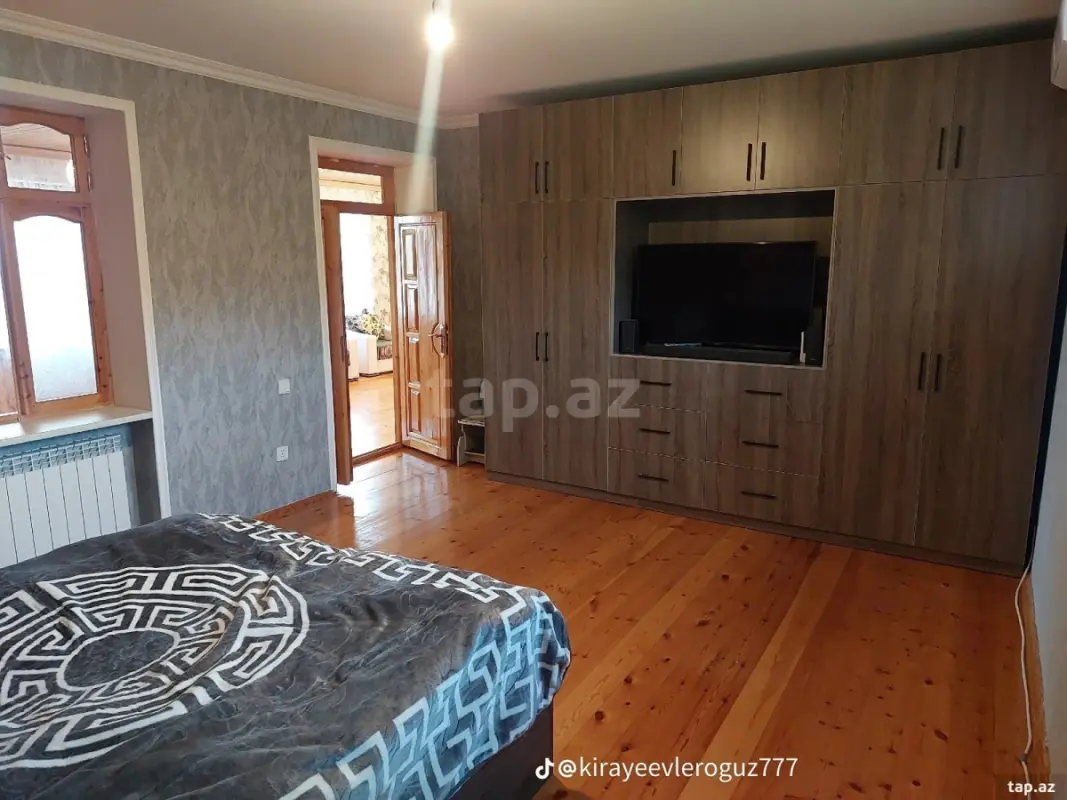 Kirayə verilir 6 otaqlı həyət evi 200 m²