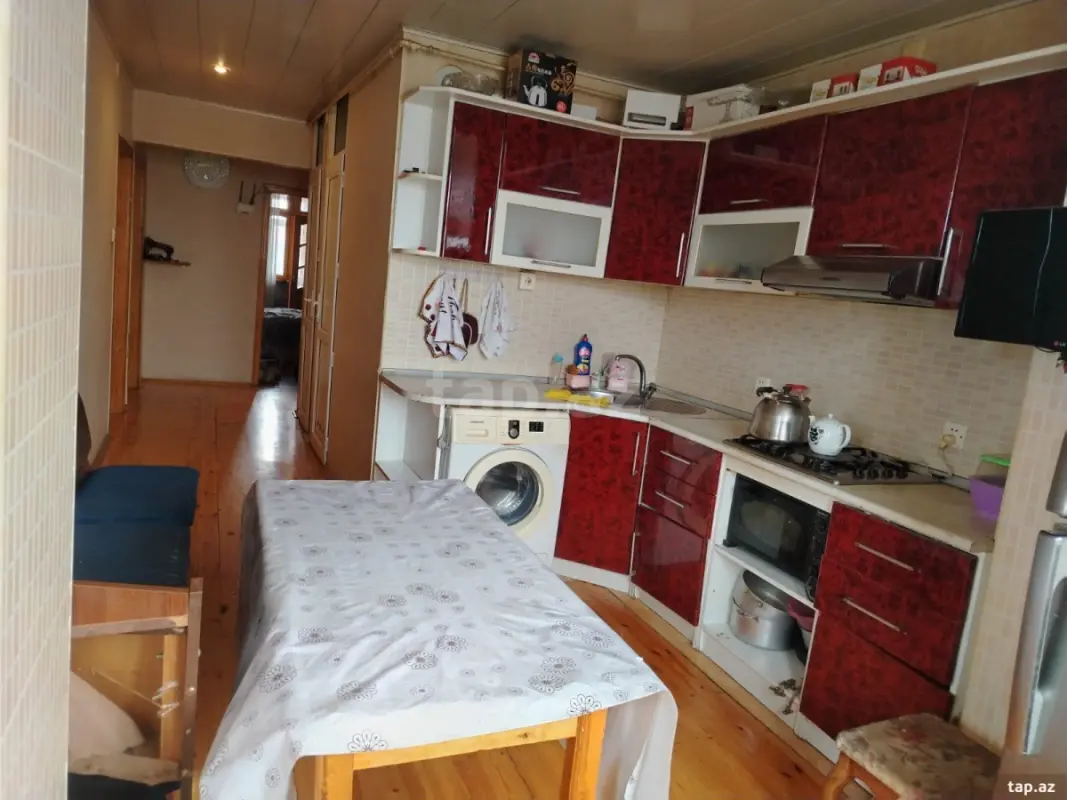 Satılır 3 otaqlı mənzil 72 m²