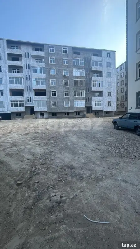 Satılır 2 otaqlı yeni tikili 63 m²