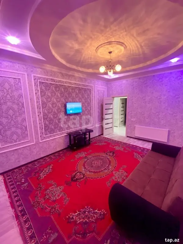 Kirayə verilir 2 otaqlı yeni tikili 70 m²