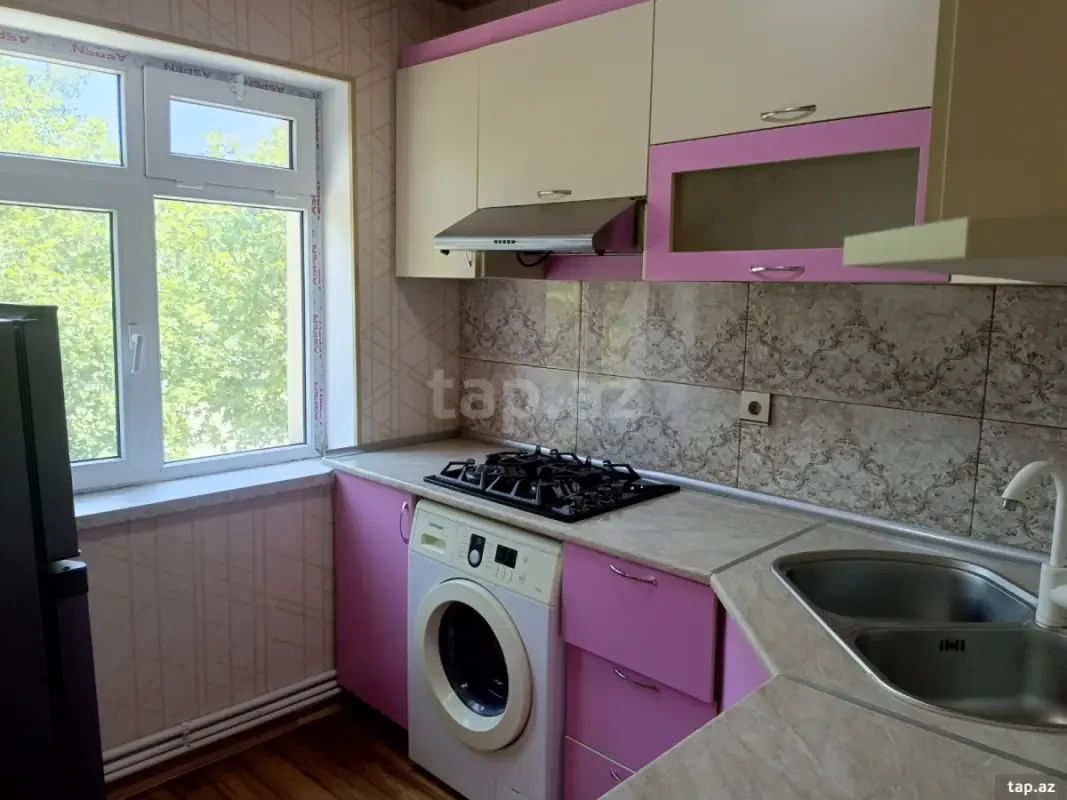 Kirayə verilir 2 otaqlı mənzil 56 m²