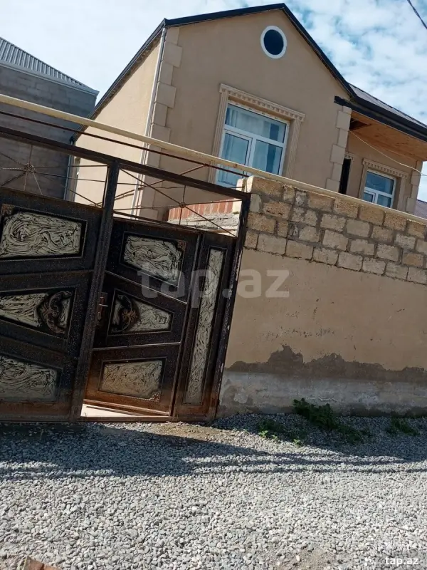 Satılır 5 otaqlı həyət evi 126 m²