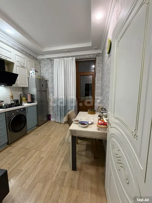 Satılır 3 otaqlı yeni tikili 88 m²