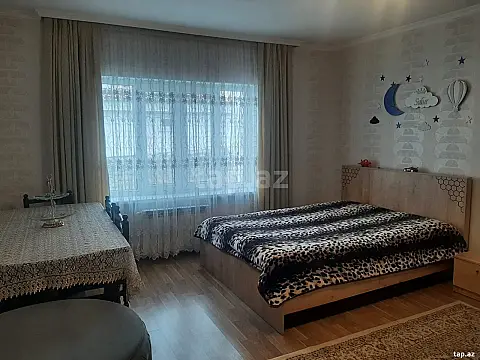 Satılır 4 otaqlı həyət evi 130 m² — Şəki 4 otaq 130.00 m²