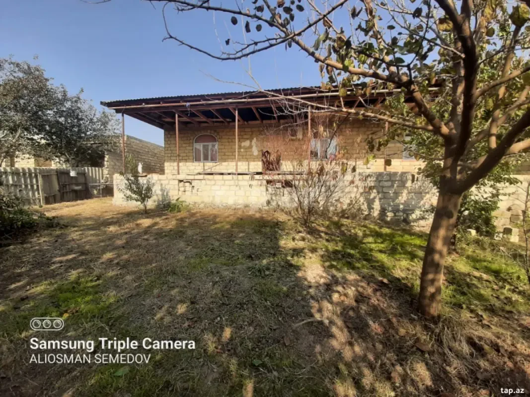 Satılır 4 otaqlı həyət evi 120 m²